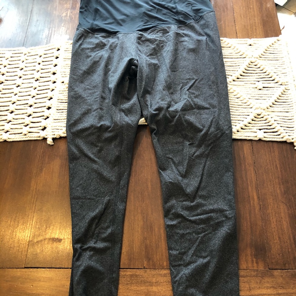 Maternity ankle leggings •Size XL•